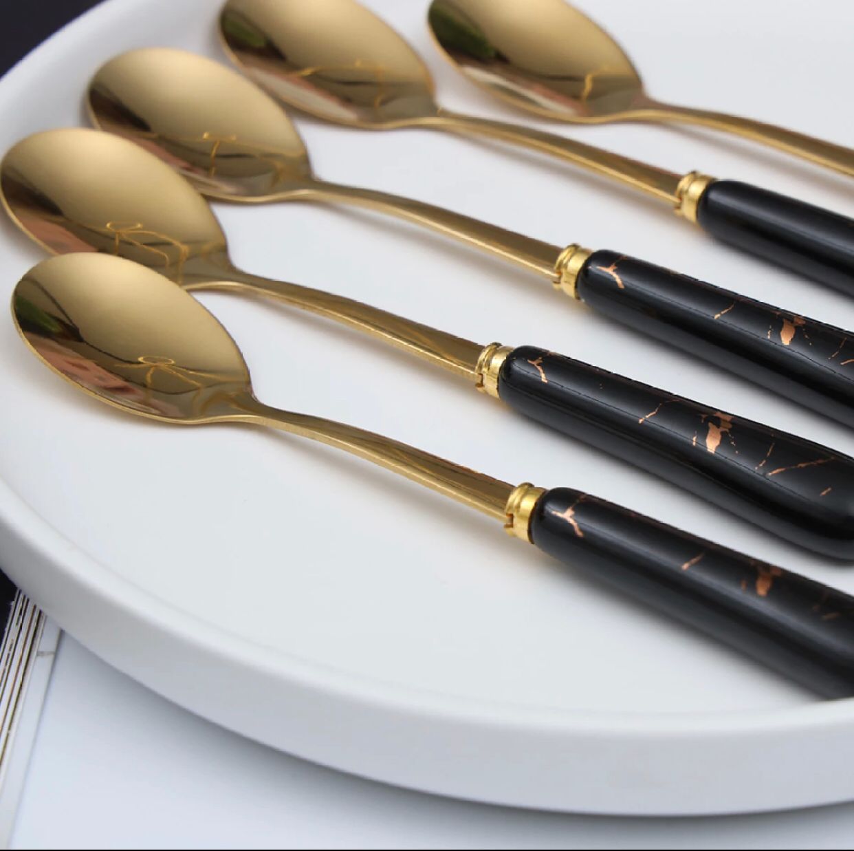 HS Cutlery | Stainless Steel Teaspoons Set- Set of 6 Tea spoon Set with Stand- Marble Finish Handle Stainless Steel Teaspoons Set- Set of 6 Tea spoon Set with Stand