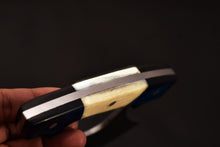 Load image into Gallery viewer, HS-1031 Handmade Damascus steel Chef Ulu Knife Pizza Cutter Knife with Bone and Blue wood Handle Also Come With Sheath