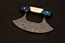 Load image into Gallery viewer, HS-1031 Handmade Damascus steel Chef Ulu Knife Pizza Cutter Knife with Bone and Blue wood Handle Also Come With Sheath