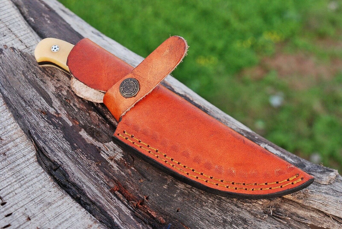 HS-726 Custom Handmade Damascus Steel Skinner Knife - Hard Wood + Bone Handle