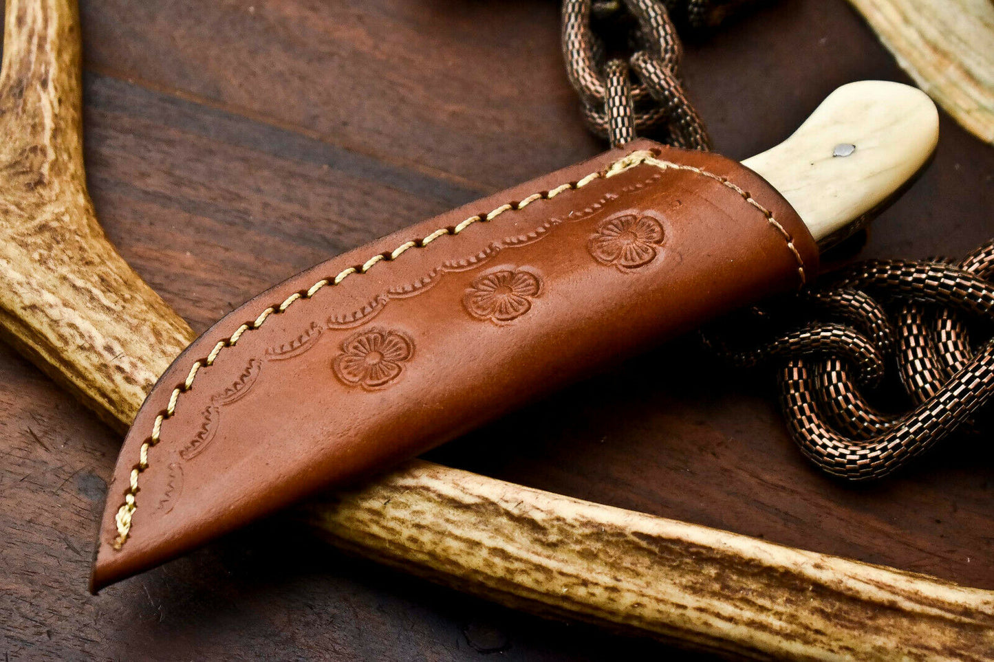 HS-613 Handmade Damascus Skinning Blade Camping Full Tang Knife