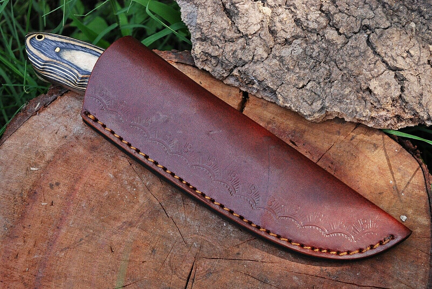 HS-427 | Custom Handmade Railroad Steel Hunting Knife - Beautiful Wood Sheet Handle