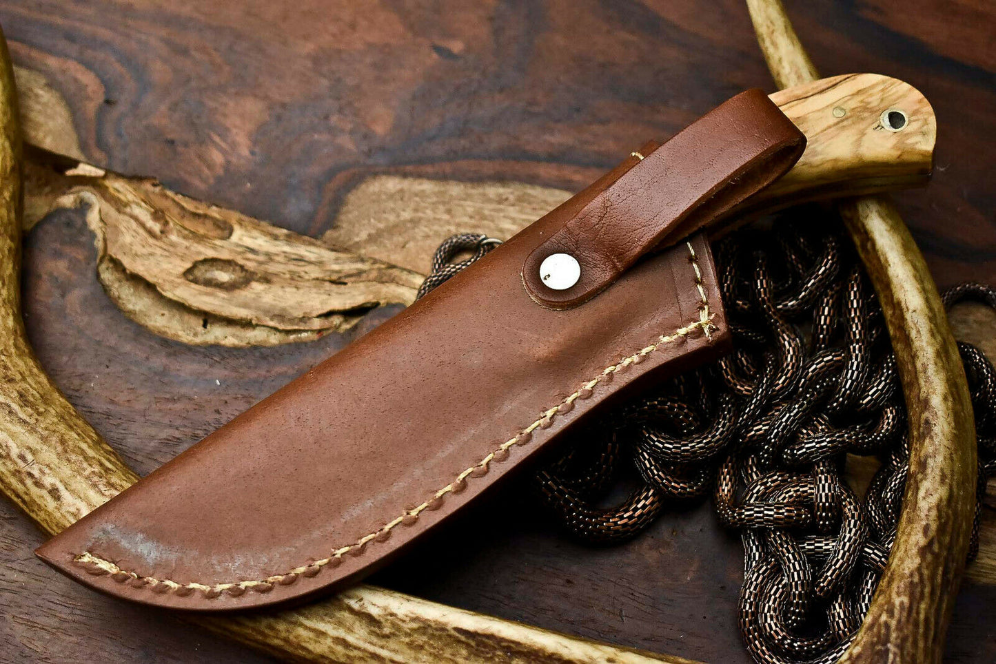 HS-688 Custom Handmade Damascus Steel Skinner Knife - Beautiful Wood Handle