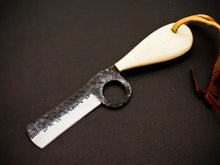 Load image into Gallery viewer, HS-959 '' Custom Hand Forged 6.5" Carbon Steel Full Tang Cowboy Bull Cutter Knife
