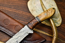 Load image into Gallery viewer, HS-604 Handmade Damascus Skinning Blade Camping Full Tang Knife