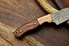 Load image into Gallery viewer, HS-687 Custom Handmade Damascus Steel Skinner Knife - Beautiful Wood Handle