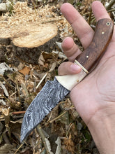Load image into Gallery viewer, HS-572 Custom Hand Forged Damascus Steel HUNTING Knife W/ Wood Handle / Full Tang