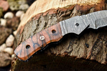 Load image into Gallery viewer, Custom Handmade Damascus Steel Pocket Folding Knife - Beautiful Resin Handle
