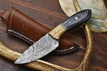 Load image into Gallery viewer, HS-600 Handmade Damascus Skinning Blade Camping Full Tang Knife
