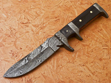 Load image into Gallery viewer, HS-544 Custom Handmade Damascus Hunting Knife With Hard Bufalo Horn Handle