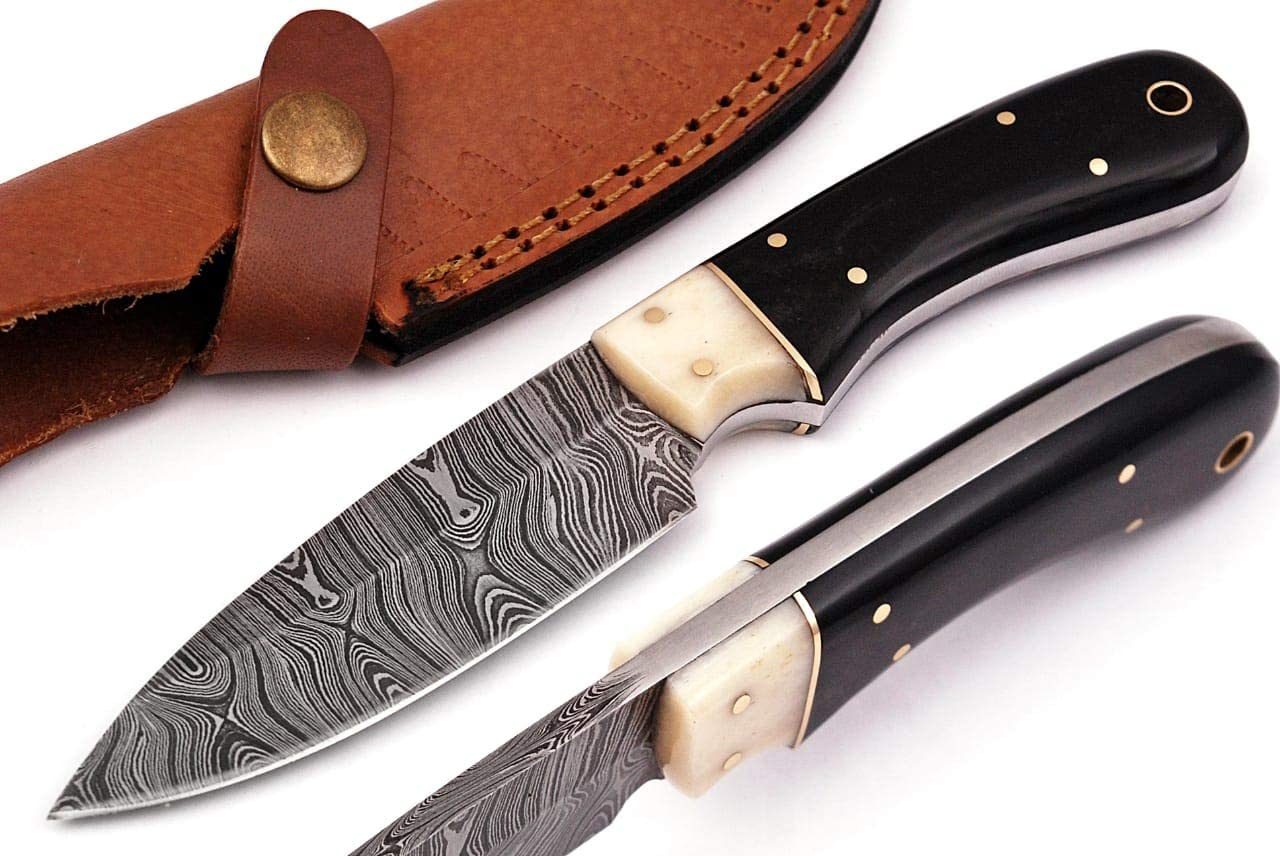 HS-783 Custom Handmade Damascus Skinner Knife With Bufflo Horn & Bone Handle
