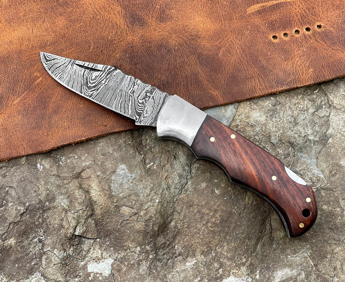Custom Handmade Damascus Steel Pocket Folding Knife - Beautiful Wood Handle