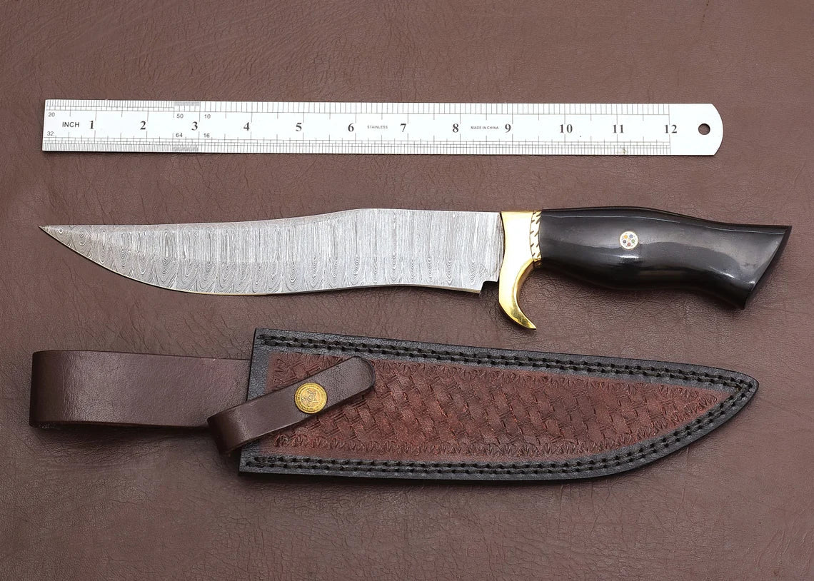 Damascus Hunting Buffalo Horn Knife 