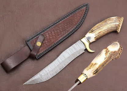Damascus Hunting Knife – Stag Horn Handle | HS-302