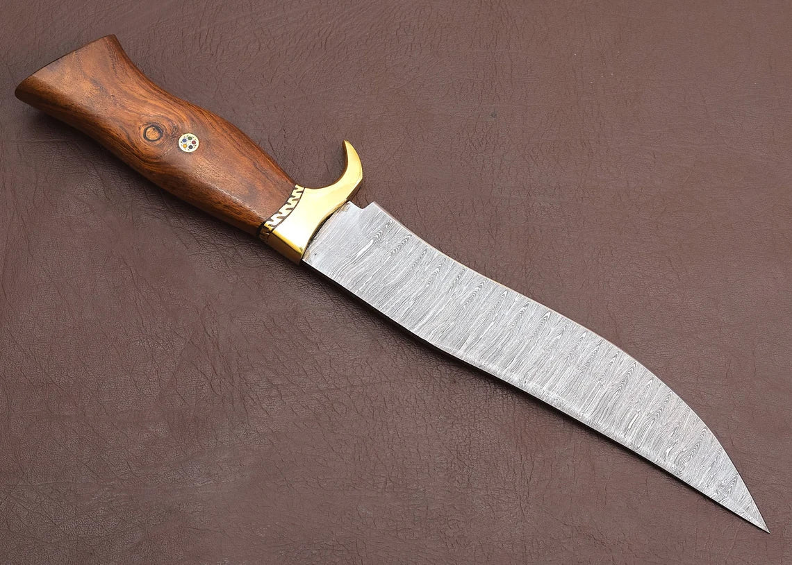 Bushcraft Damascus knife wooden handle