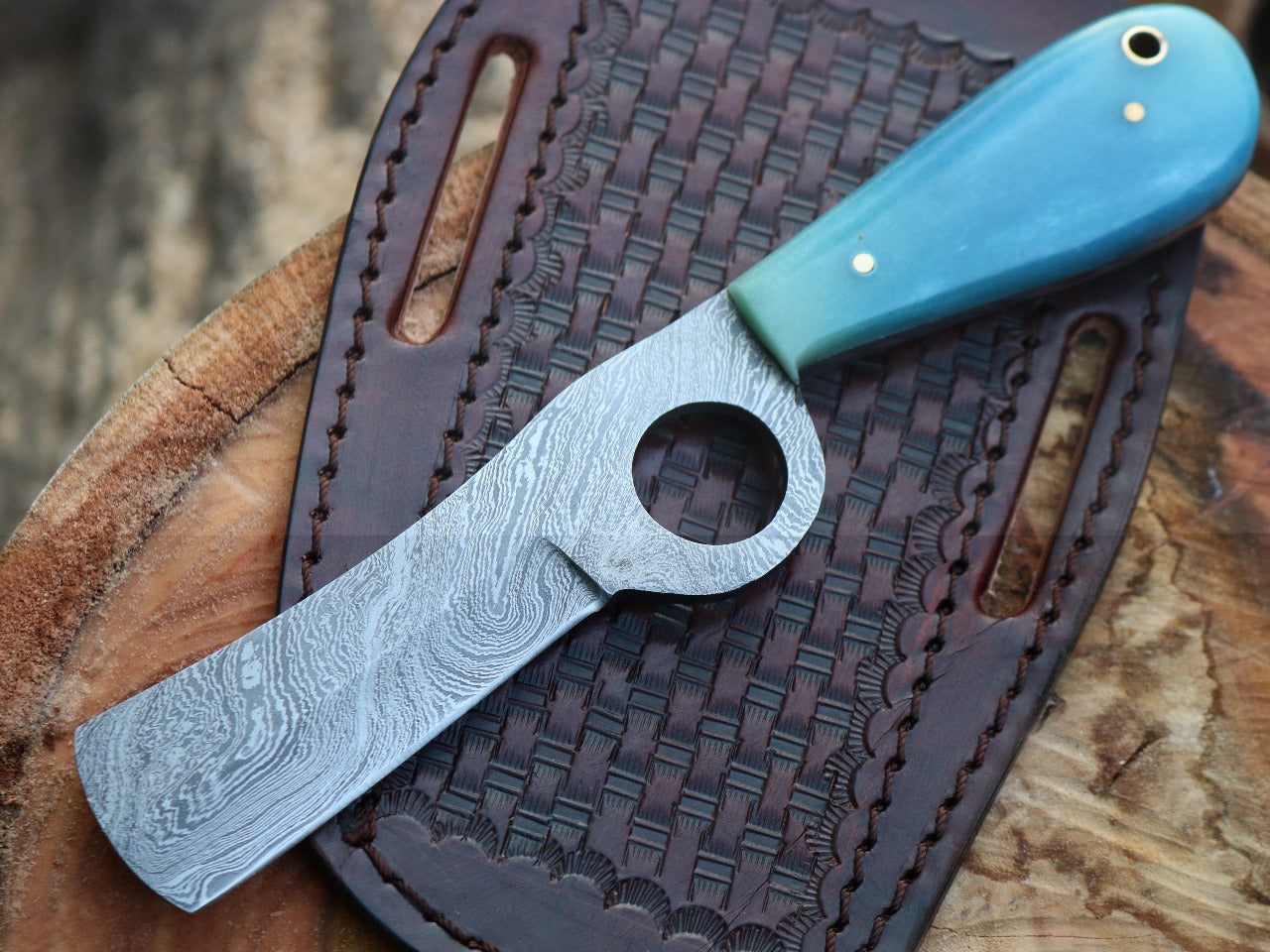 HS-997 Custom handmade Damascus Steel bull cutter knife bone handle gift for cowboy gift for Friend