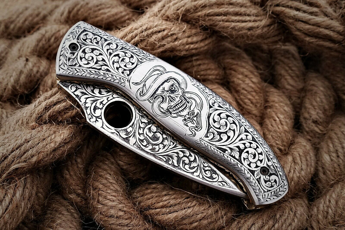Custom Hand Engraved Folding-Pocket Knife Life Time Used With Very Good Price