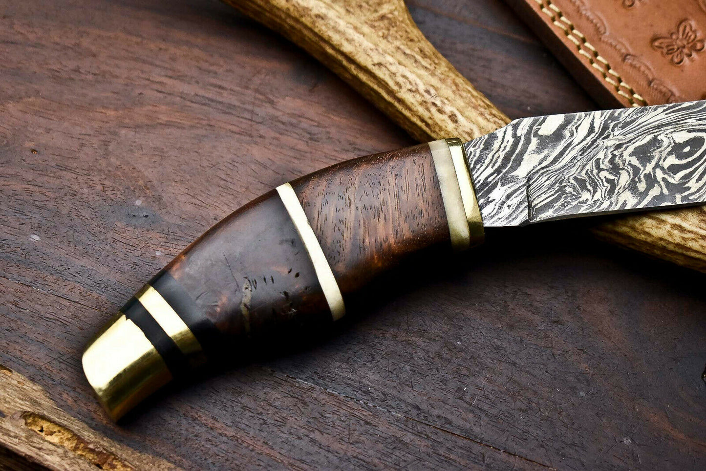 HS-328 | Custom Handmade Damascus Steel Hunitng/Bowie Knife - Wood + Brass Handle
