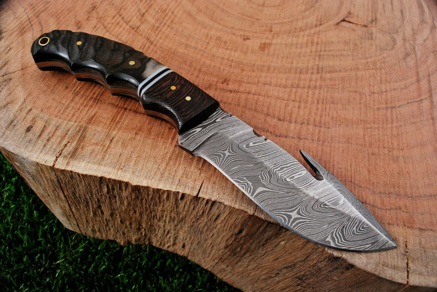 HS-361 ''9" Handmade Damascus Steel Ram Horn Handle Hunting Skinner Knife
