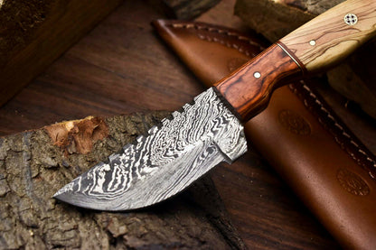 HS-709 Custom Handmade Damascus Steel Skinner Knife - Beautiful Wood Handle