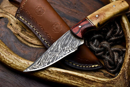HS-686 Custom Handmade Damascus Steel Skinner Knife - Beautiful Wood Handle