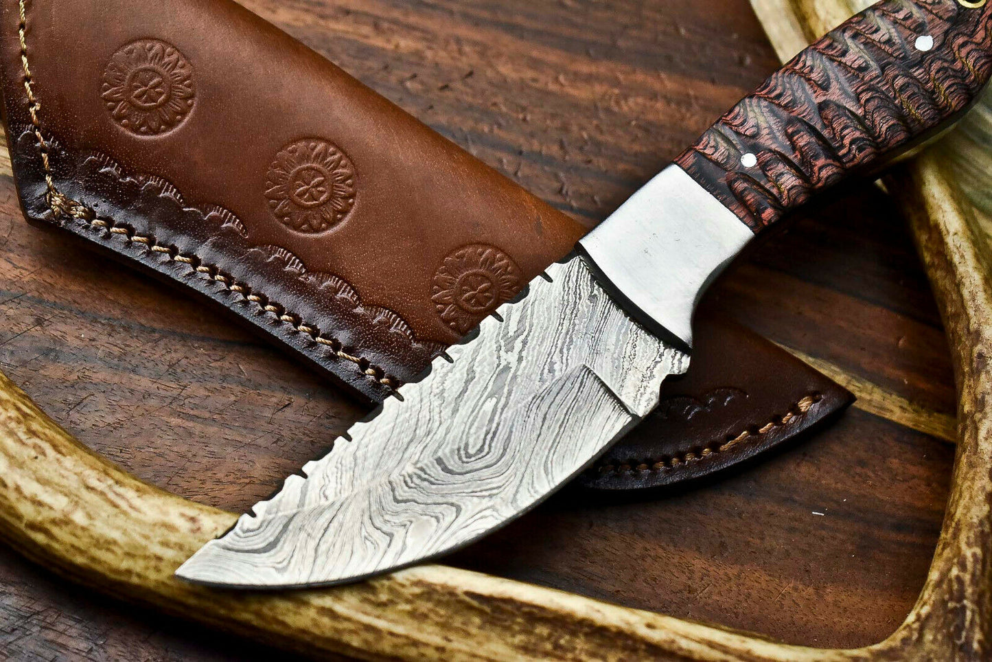 HS-629 Handmade Damascus Skinning Blade Camping Full Tang Knife