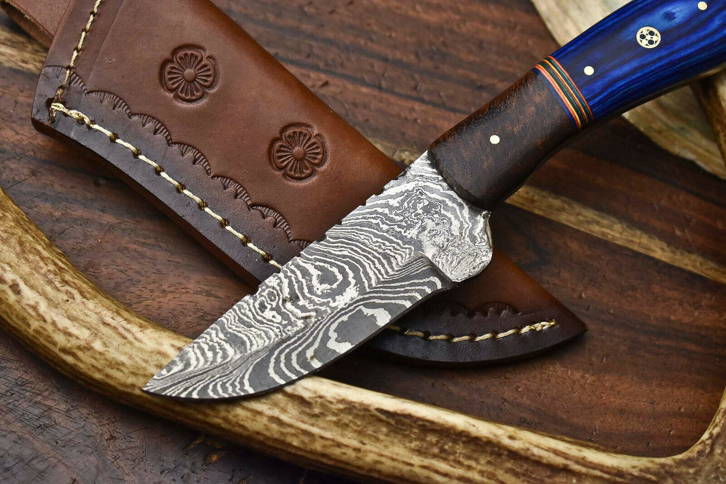 HS-602 Handmade Damascus Skinning Blade Camping Full Tang Knife