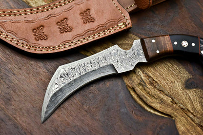 HS-899 Handmade Damascus Hunting Blade Karambit Full Tang Knife