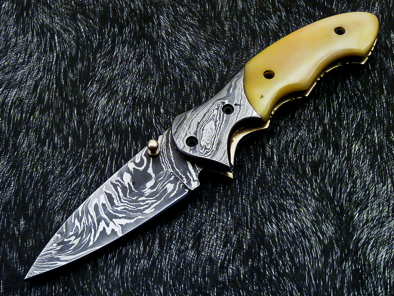 Damascus Liner Lock Folding Knife – Camel Bone | Twist Blade | HS-1124