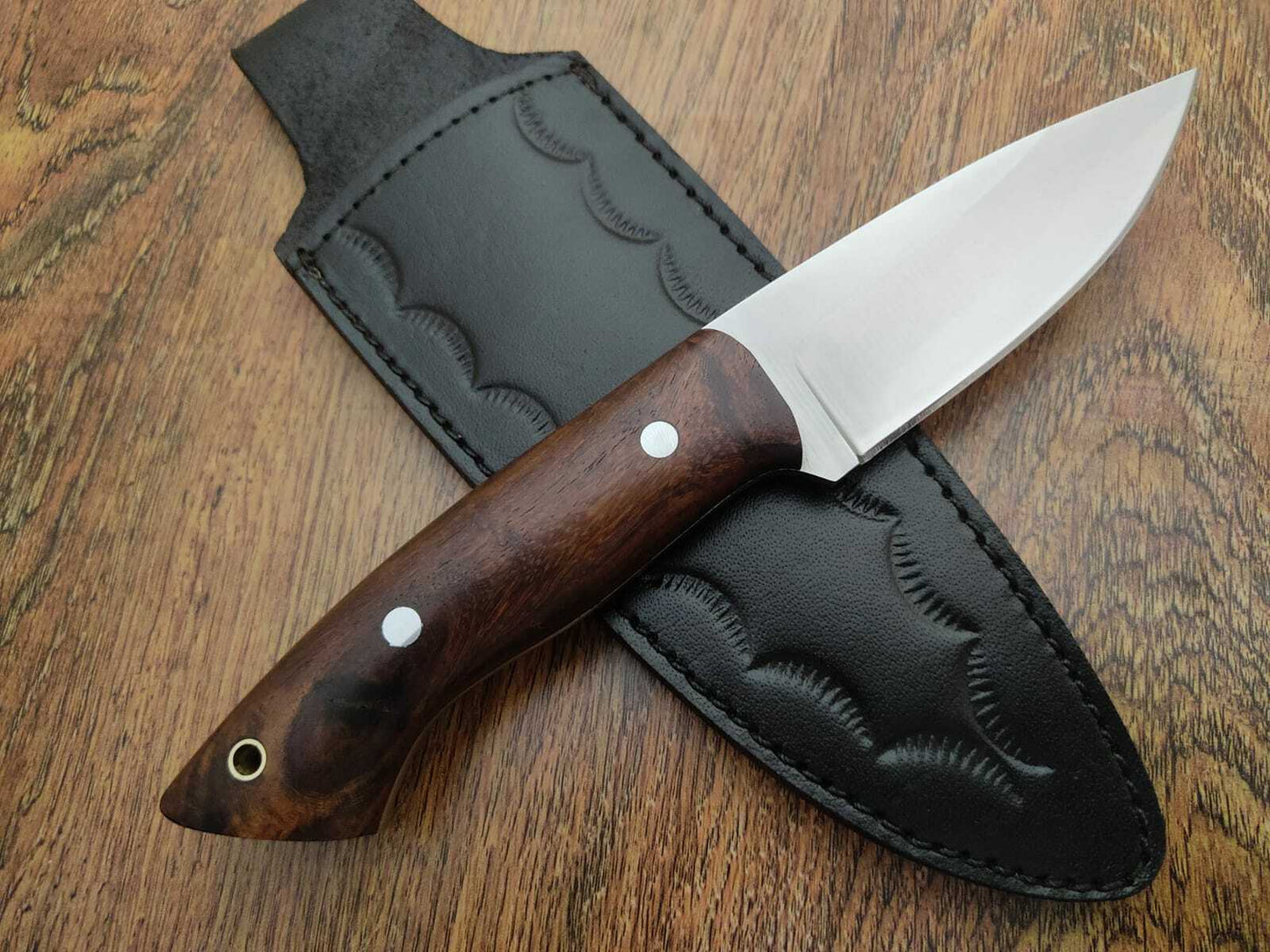 HS-561 Custom Handmade 1095 H.C Steel Survival Bushcraft Camping Hunting Knife
