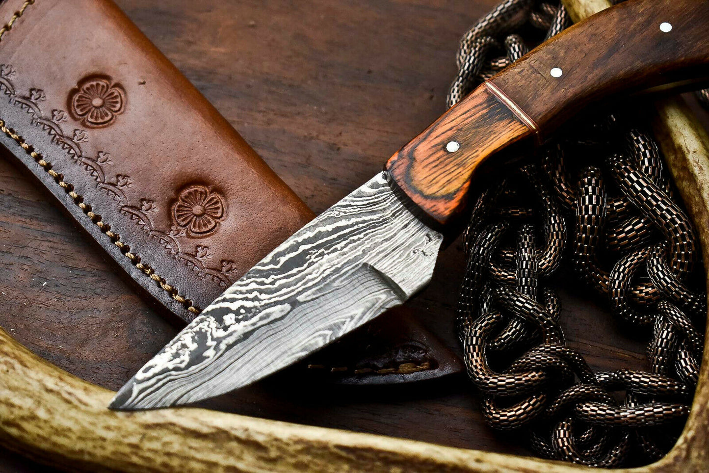 HS-697 Custom Handmade Damascus Steel Skinner Knife - Beautiful Wood Handle