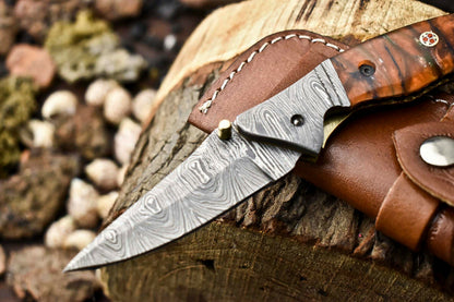 |Custom Handmade Damascus Steel Pocket Folding Knife - Beautiful Resin Handle
