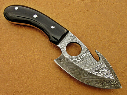 HS-767 Custom Handmade Damascus Skinner Knife With Buffalo Horn Hanlde