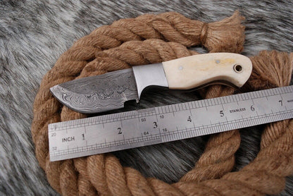HS-739 Custom Handmade Damascus Steel Skinner Knife With Camel Bone Handle