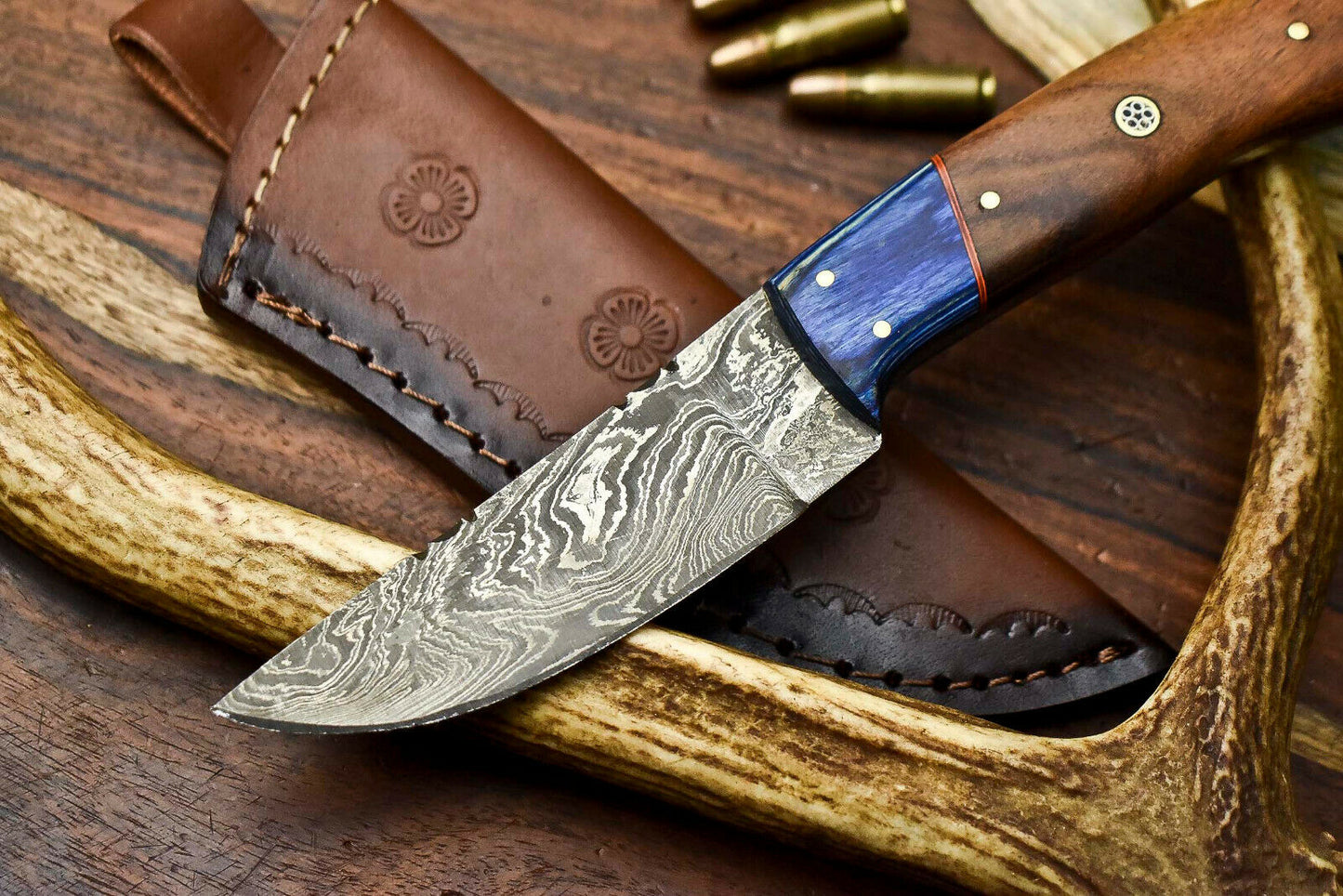 HS-624 Handmade Damascus Skinning Blade Camping Full Tang Knife