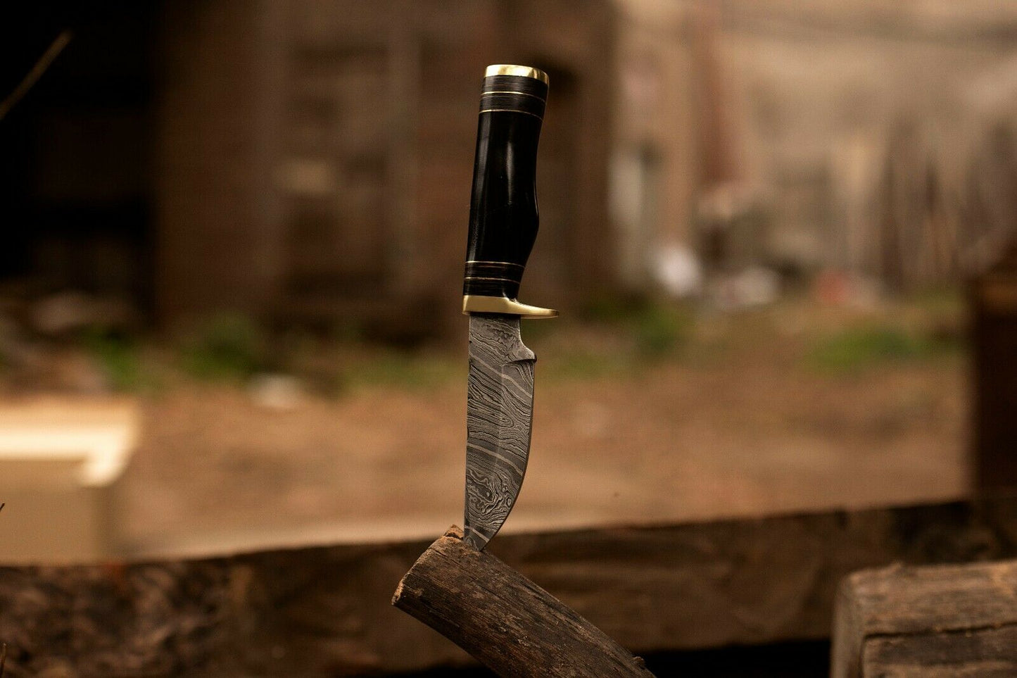 HS-763Custom Handmade Damascus Steel Skinner knife With Resin Handle Daily Carry