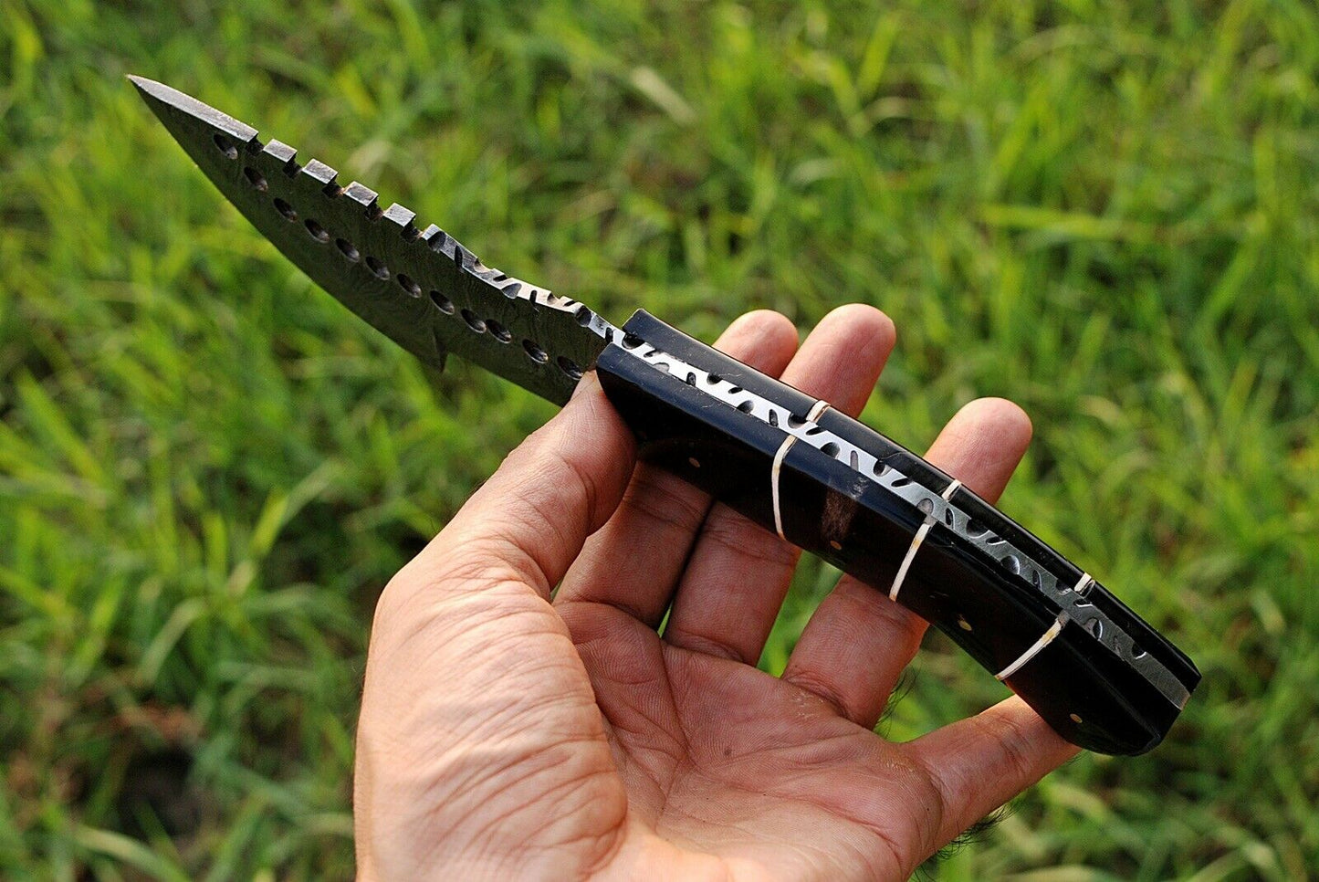 HS-944 Custom Handmade Damascus Tracker-Hunting Knife With Buffalo Horn Handle