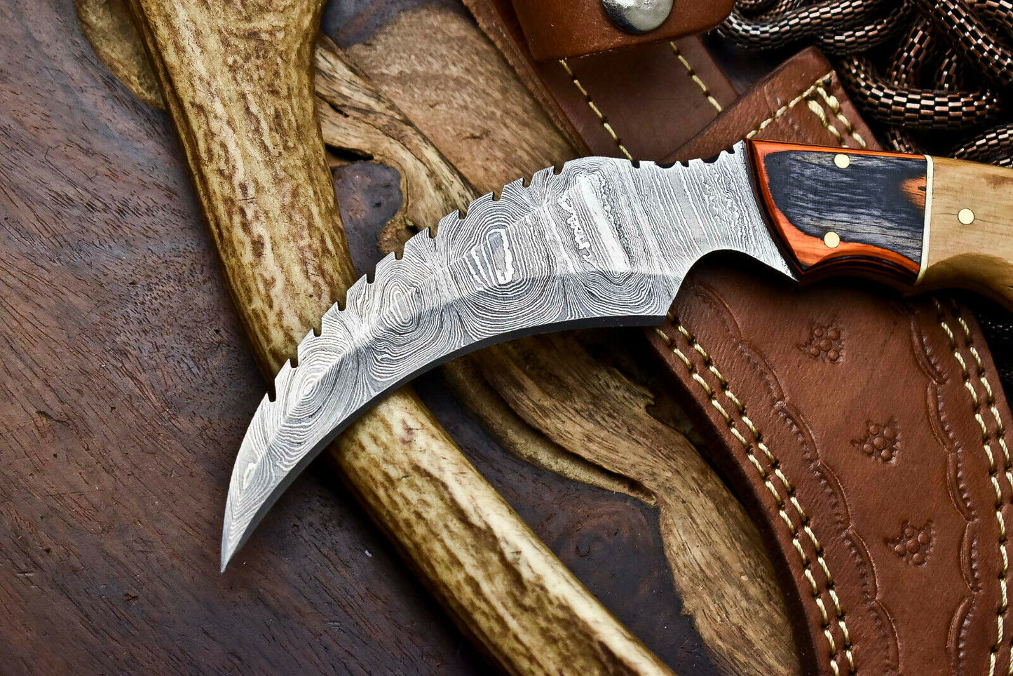 HS-907 Custom Handmade Damascus Steel Karambit Knife - Beautiful Micarta Wood Handle