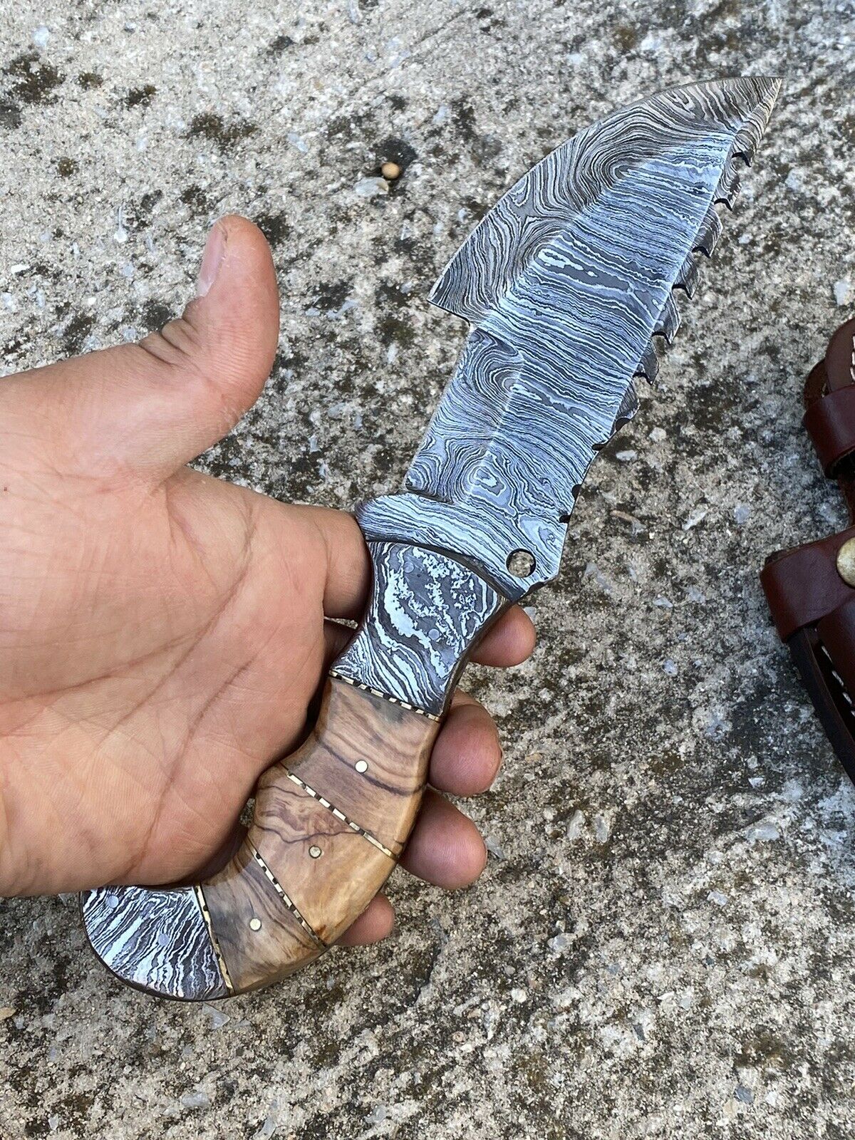 HS-929 Custom Handmade Damascus Steel Tracker/Hunting Fix knife - Wood Handle