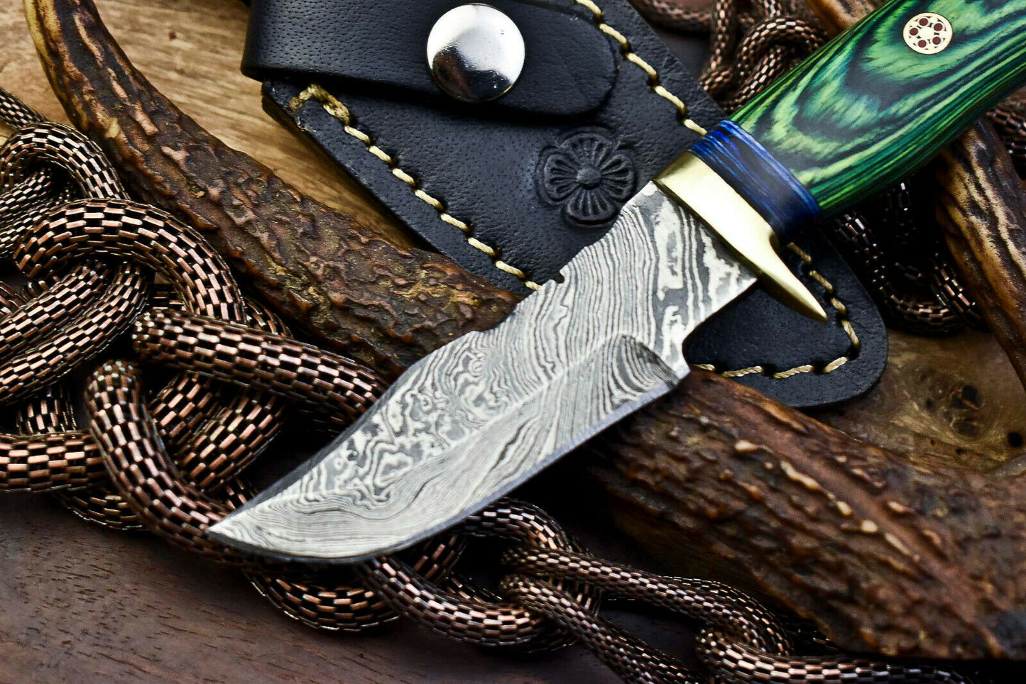 HS-711 Custom Handmade Damascus Steel Skinner Knife - Beautiful Hard Wood Handle