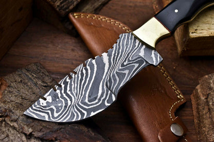 HS-923 Custom Handmade Damascus Steel Camping Tracker Knife - Beautiful Bull Horn Handle