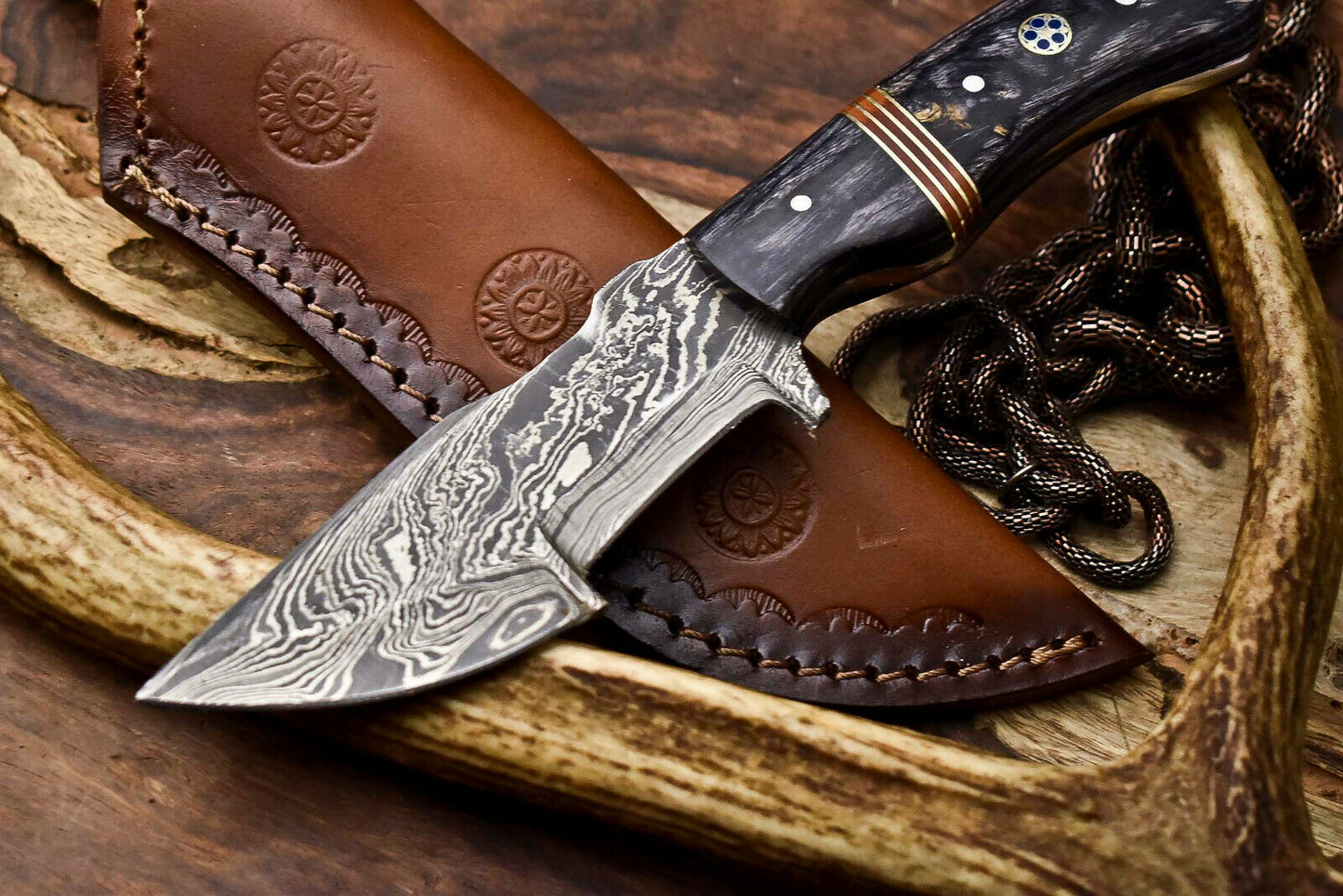 HS-920 Custom Handmade Damascus Steel Tracker Knife - Beautiful Hard Wood Handle