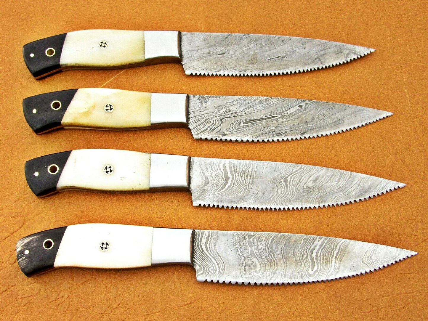 HS-192 Custom Handmade Damascus Kitchen Knives With Camel Bone & Buffalo Horn Hanlde