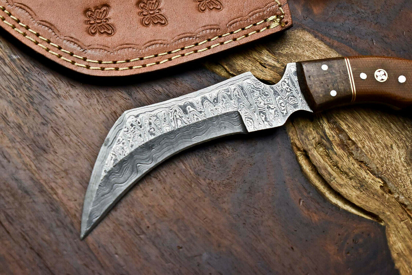 HS-901 Handmade Damascus Hunting Blade Karambit Full Tang Knife
