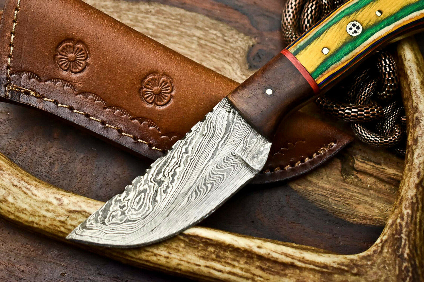 HS-645 Custom Handmade Damascus Hunting Skinning Blade Hunter Camping Full Tang Knife
