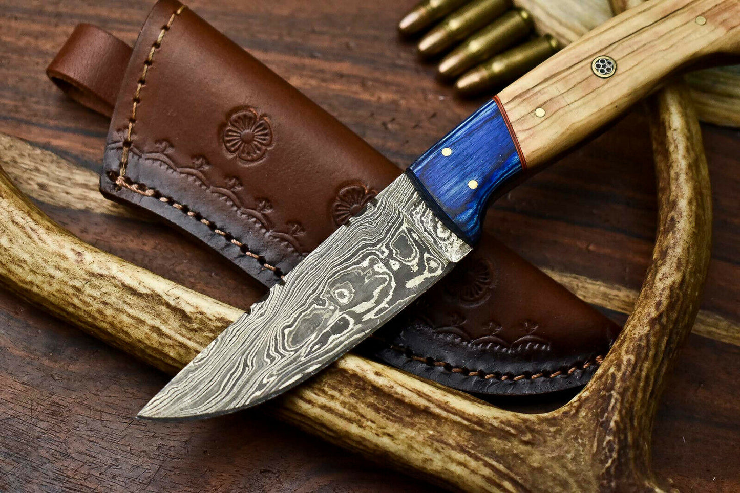 HS-619 Handmade Damascus Skinning Blade Camping Full Tang Knife