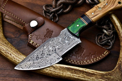 HS-921 Custom Handmade Damascus Steel Tracker Knife - Beautiful Wood Handle