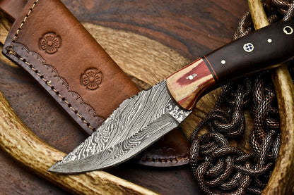 HS-685 Custom Handmade Damascus Steel Skinner Knife - Beautiful Wood Handle