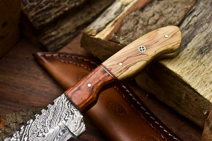 HS-709 Custom Handmade Damascus Steel Skinner Knife - Beautiful Wood Handle