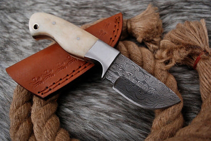 HS-739 Custom Handmade Damascus Steel Skinner Knife With Camel Bone Handle